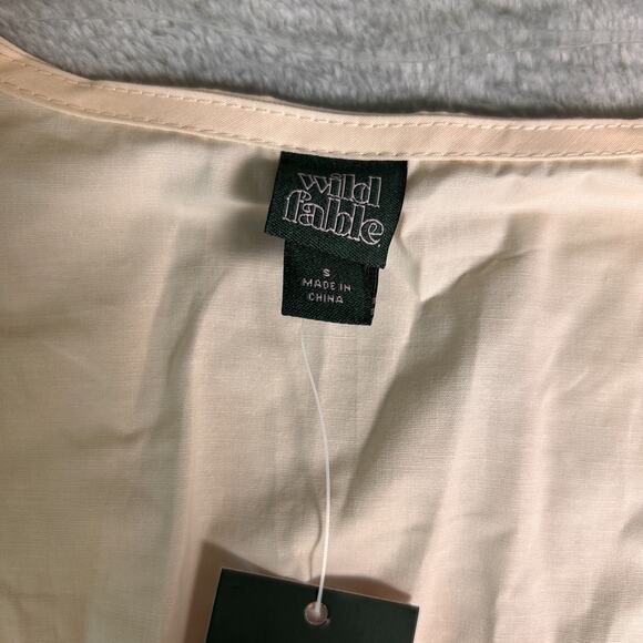 NWT Wild Fable Milkmaid Crop Top Womens Small Pale Peach Bell Sleeves Coquette - Picture 4 of 7